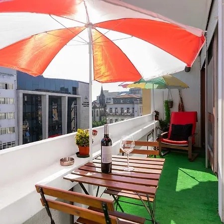 Sunny Oporto, Trindade Balcony Lägenhet
