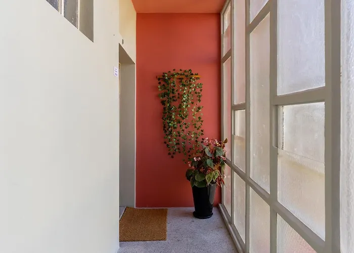 Sunny Oporto, Trindade Balcony * Πόρτο