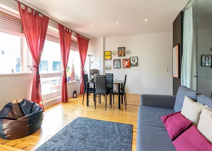 Sunny Oporto, Trindade Balcony Διαμέρισμα